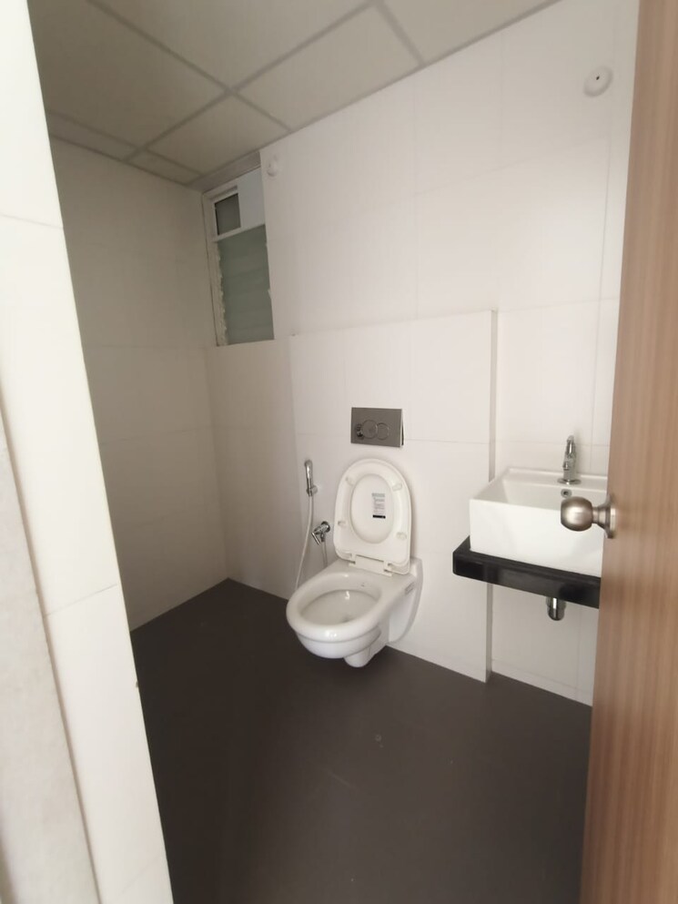 Bathroom, puraniks-city-reserva 1 Bedroom 447 Sq.Ft. Apartment In Ghodbunder Road Thane 8040245