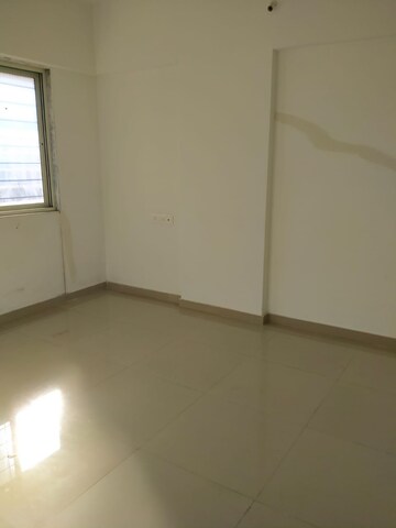 Room in 1 BHK Apartment at Puraniks City Reserva, Ghodbunder Road – for Rent