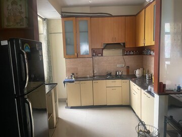 Kitchen in 3.5 BHK Apartment at Gardenia Greens, Vasundhara Sector 18 – for Sale