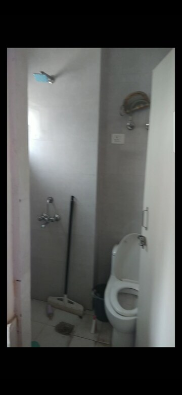 Bathroom in 1 RK Apartment at Vatika City, Sector 49 – for Rent