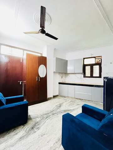 2 BHK Builder Floor For Rent in Ignou Road
