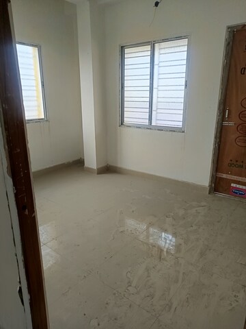 Room in 2 BHK Builder Floor at Shibpur – for Sale