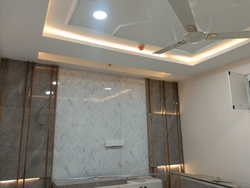 Furnished Amenities in 3 BHK Apartment at Hi Tech City – for Rent