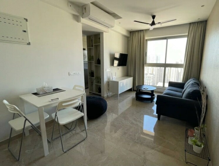 Living Room, hiranandani-regent-hill 1 Bedroom 618 Sq.Ft. Apartment In Powai Mumbai 8040383