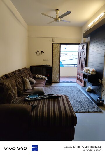 Master Bedroom in 2 BHK Apartment at Indiranagar – for Rent