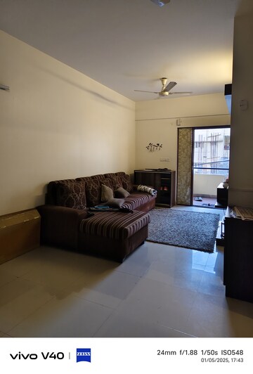 Living Room in 2 BHK Apartment at Indiranagar – for Rent