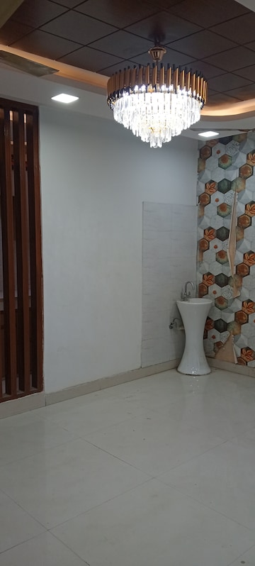 Living Room in 3 BHK Builder Floor at Govindpuri – for Rent