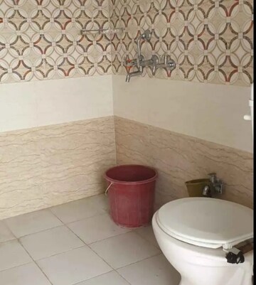 Bathroom in 2 BHK Villa at Jankipuram – for Rent