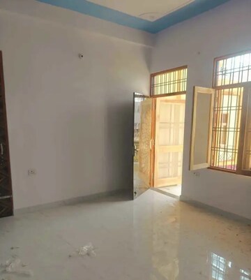 2 BHK Villa For Rent in Jankipuram