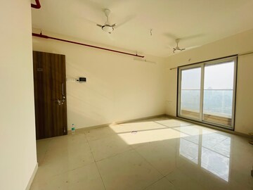 Room in 2 BHK Apartment at Ashar Axis, Majiwada – for Rent
