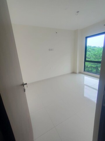 Bedroom in 2 BHK Apartment at Hadapsar – for Sale