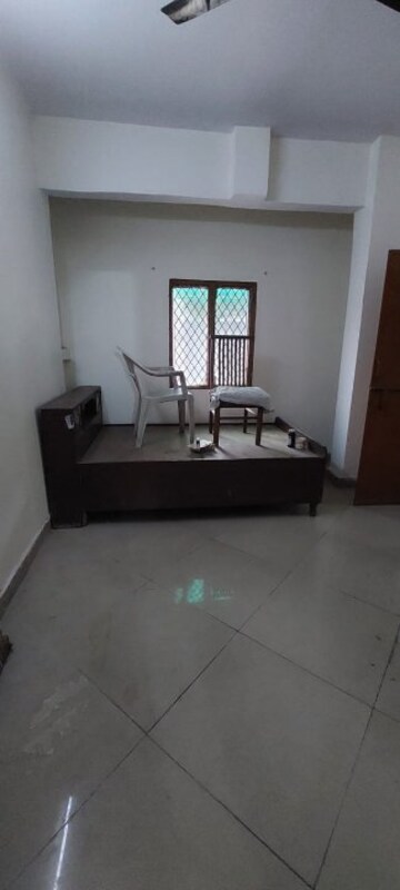 2 BHK Apartment For Rent in Jal Vayu Vihar Noida Sector 21 Noida  7427764