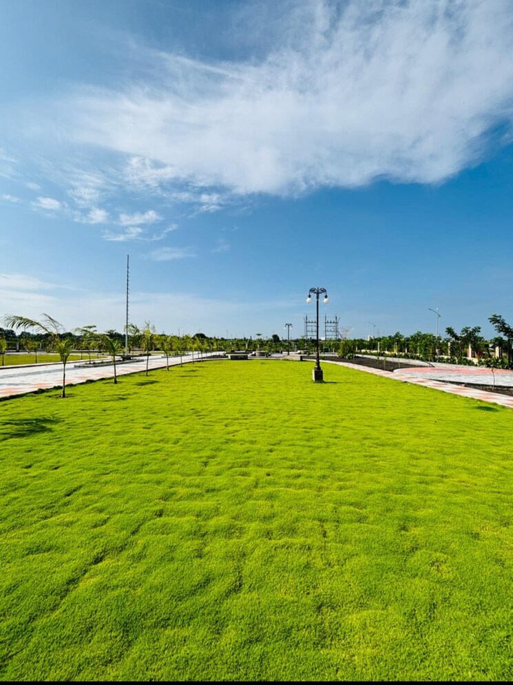 Garden, wardha rd  1210 Sq.Ft. Plot In Wardha rd Nagpur 8040512