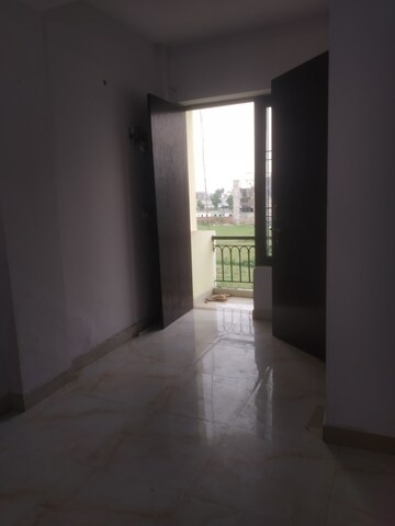 Room in 1 BHK Independent House at Sector 117 – for Rent