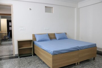 Bedroom in  Pg at Sector 70 – for Rent