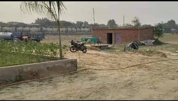  Plot – Exterior View View at Sikandrabad - for Sale
