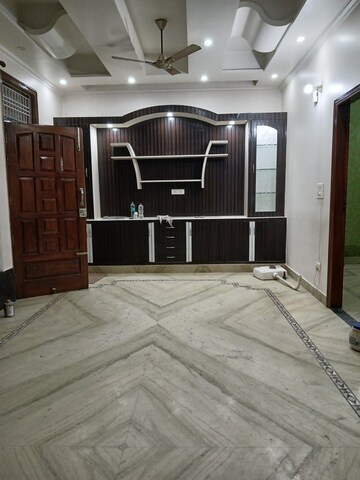 Staircase in 3 BHK Villa at RWA Apartments Sector 122, Sector 122 – for Rent