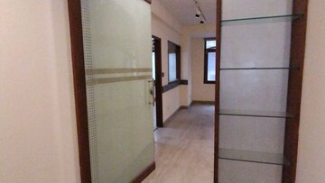 Building Lobby in 6 BHK Apartment at Safdarjang Enclave – for Sale