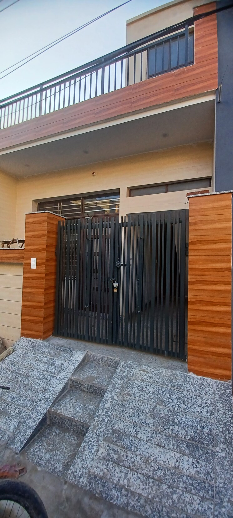 undefined, bhabat 2 Bedroom 65 Sq.Yd. Independent House In Bhabat Zirakpur 8040745