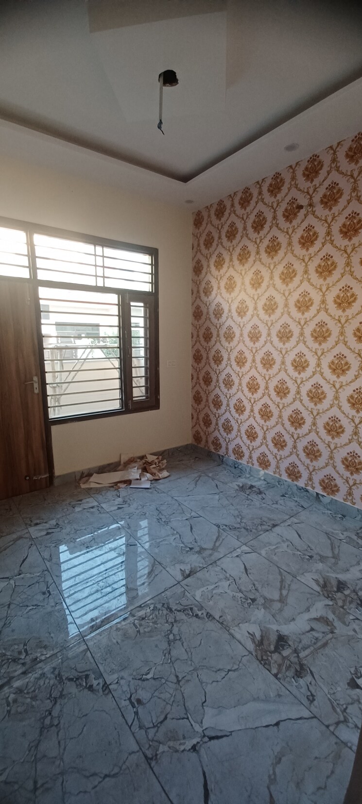 Master Bedroom, bhabat 2 Bedroom 65 Sq.Yd. Independent House In Bhabat Zirakpur 8040745