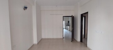 Room in 4 BHK Apartment at Apex Athena, Sector 75 – for Sale