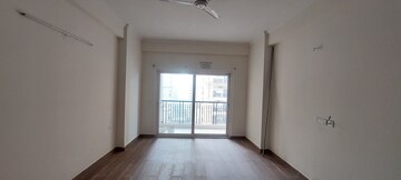 Room in 4 BHK Apartment at Apex Athena, Sector 75 – for Sale