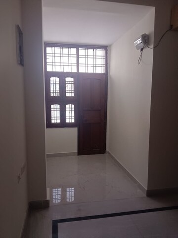 Room in 3 BHK Builder Floor at Sector 15 ii – for Rent