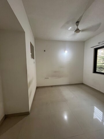 Room in 1 BHK Apartment at Lodha Crown Taloja Quality Homes, Dombivli East – for Rent