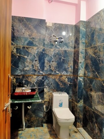 Furnished Amenities in 2 BHK Independent House at Stellar 135, Sector 135 – for Rent