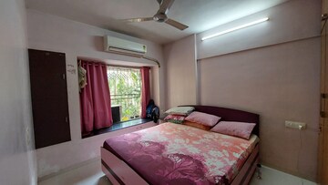 Room in 2 BHK Apartment at Dheeraj Valley, Goregaon East – for Rent