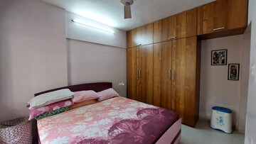 Bedroom in 2 BHK Apartment at Dheeraj Valley, Goregaon East – for Rent