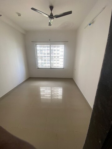 Room in 2 BHK Apartment at Kolte Patil Life Republic, Hinjewadi – for Rent