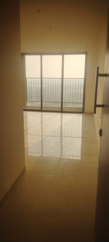 3 BHK Apartment For Rent in Sunteck Maxxworld, Naigaon East