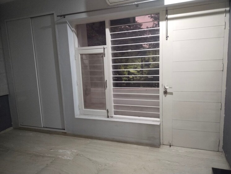 Balcony, ashoka-group-housing-society 3 Bedroom 2200 Sq.Ft. Apartment In Sector 56 Gurgaon 8041108