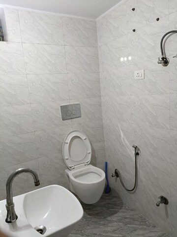 Bathroom in 2 BHK Villa at Jankipuram – for Rent
