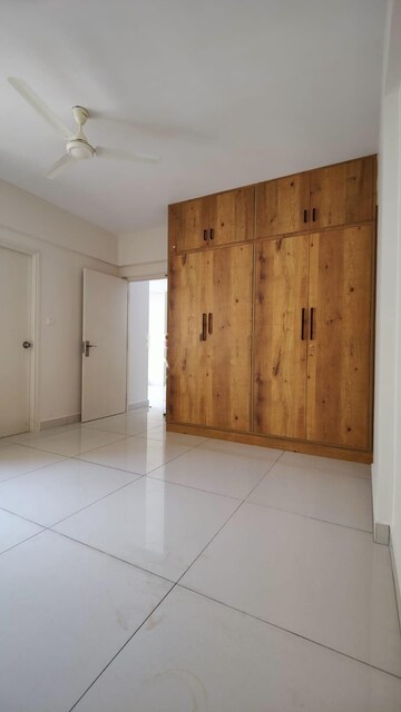 Room in 3 BHK Apartment at Mahaveer Celesse, Hunasamaranahalli – for Rent