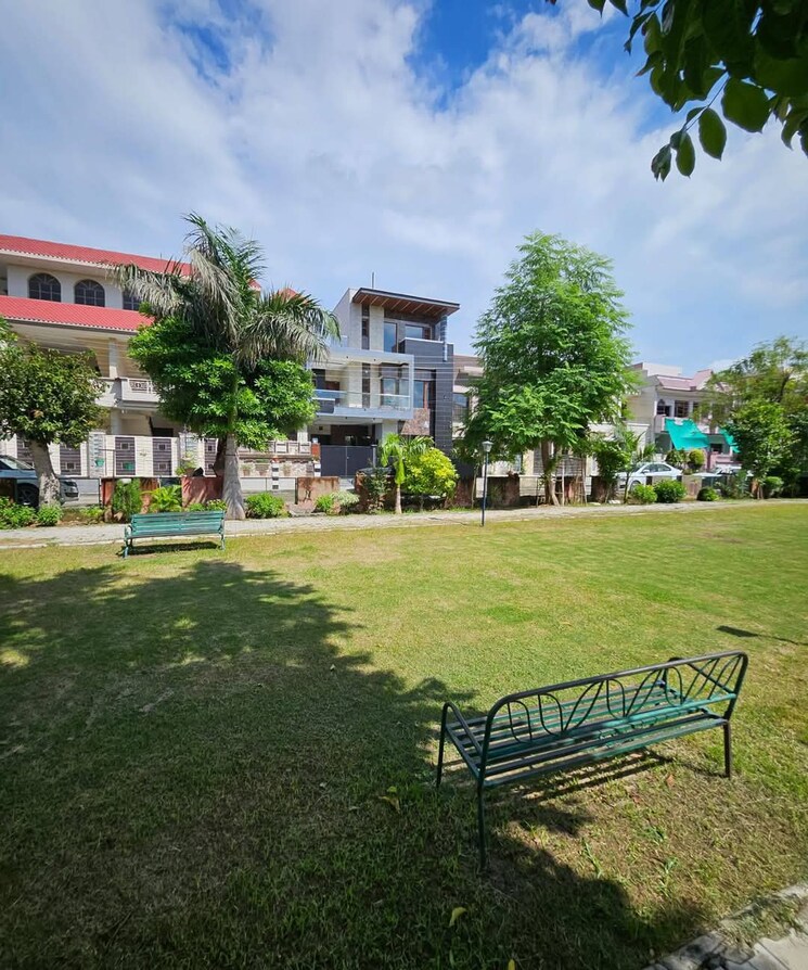 Exterior View, sunny enclave 5 Bedroom 220 Sq.Yd. Independent House In Sunny Enclave Mohali 8041134