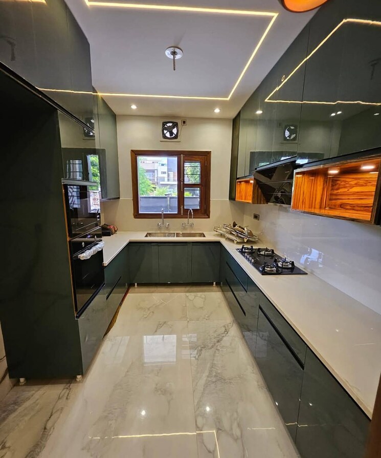 Kitchen, sunny enclave 5 Bedroom 220 Sq.Yd. Independent House In Sunny Enclave Mohali 8041134