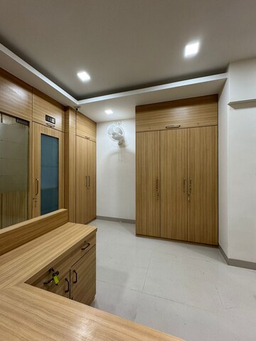 Team Area in  Office Space in IT/SEZ at Satra Plaza, Sector 19d – for Rent
