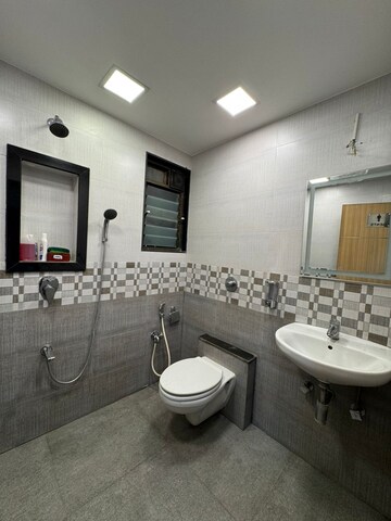 Washroom in  Office Space in IT/SEZ at Satra Plaza, Sector 19d – for Rent