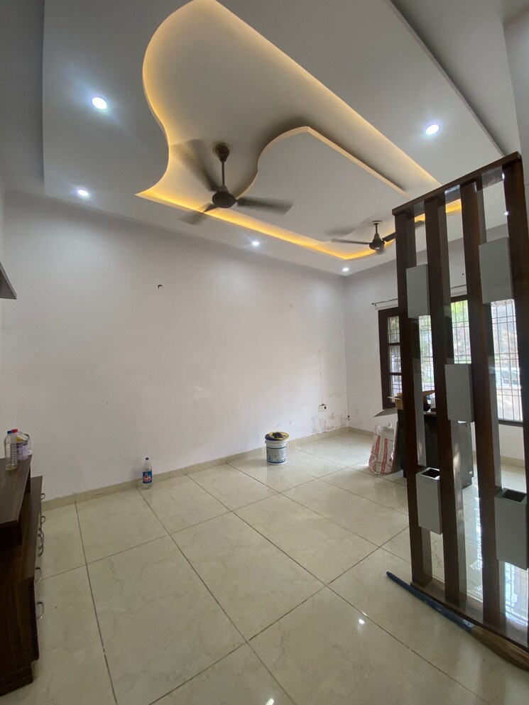 Balcony, kharar road 3 Bedroom 120 Sq.Yd. Independent House In Kharar Road Mohali 8041114
