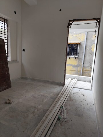 Room in 2 BHK Apartment at Kudghat – for Sale