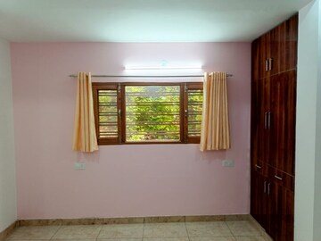 Room in 2 BHK Apartment at Mussoorie Road – for Sale