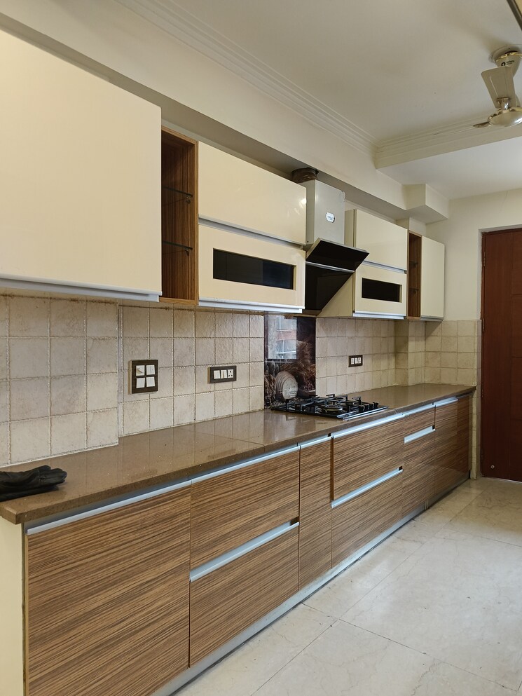 Kitchen, unitech-south-city-ii 3 Bedroom 1800 Sq.Ft. Builder Floor In Sector 50 Gurgaon 8041183