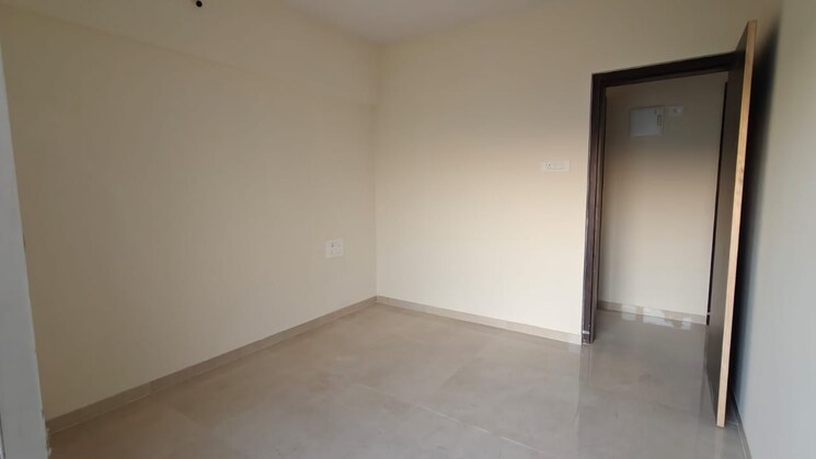 Room, shree-tirupati-stg-signature-residency 2 Bedroom 735 Sq.Ft. Apartment In Ghodbunder Road Thane 8041177