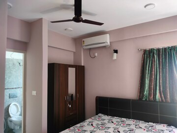 Bedroom in 2 BHK Builder Floor at Koramangala – for Rent