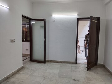 Room in 2 BHK Apartment at Khirki Extension – for Rent
