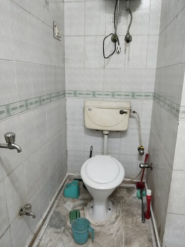 Bathroom in 2 BHK Apartment at Khirki Extension – for Rent
