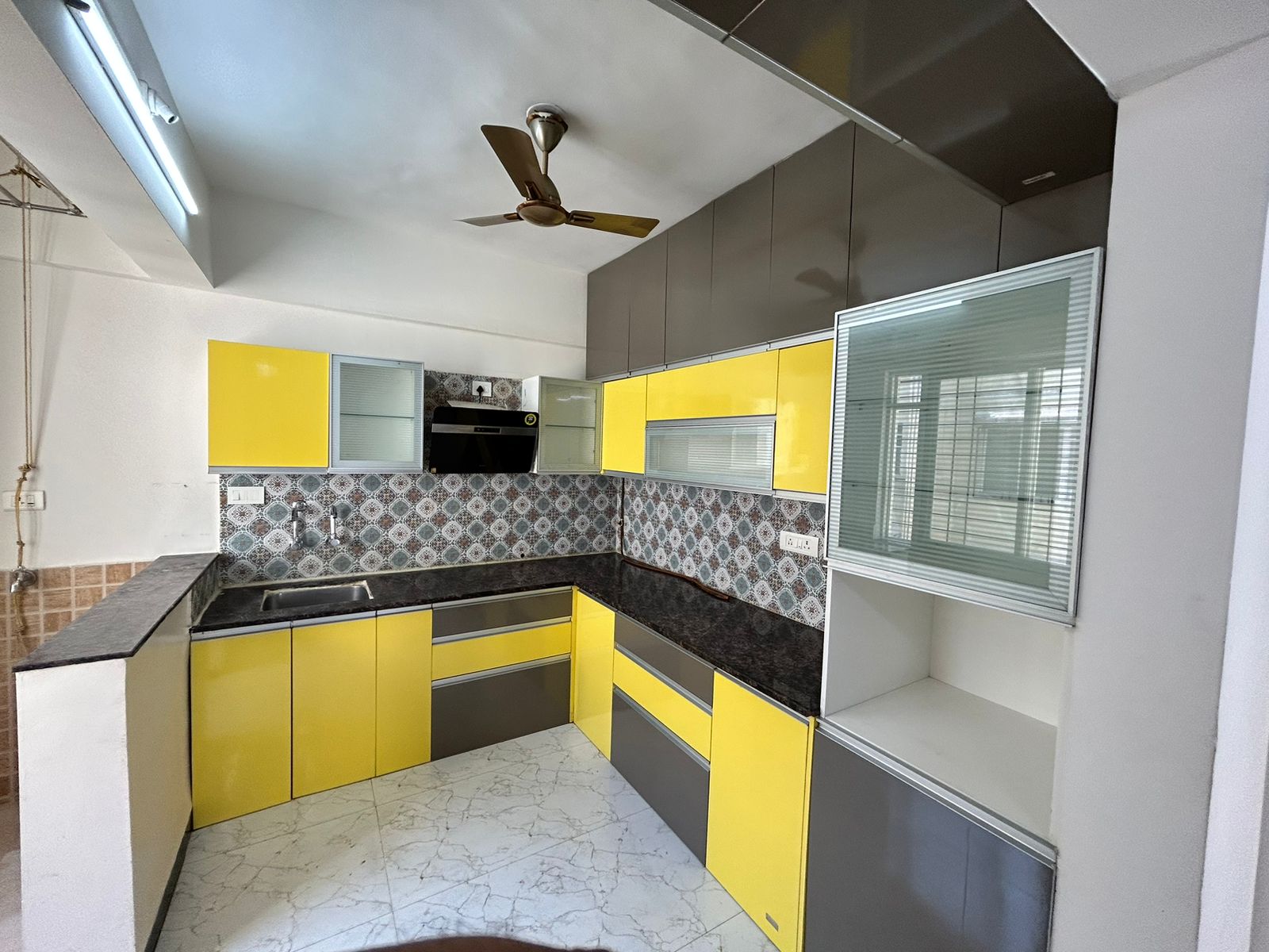 2 BHK + Extra Room Apartment For Sale in Bhandari Latitude