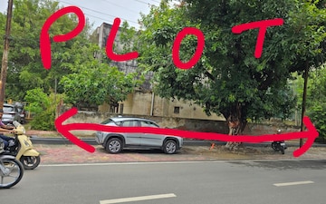 Plot For Sale in Sector 55